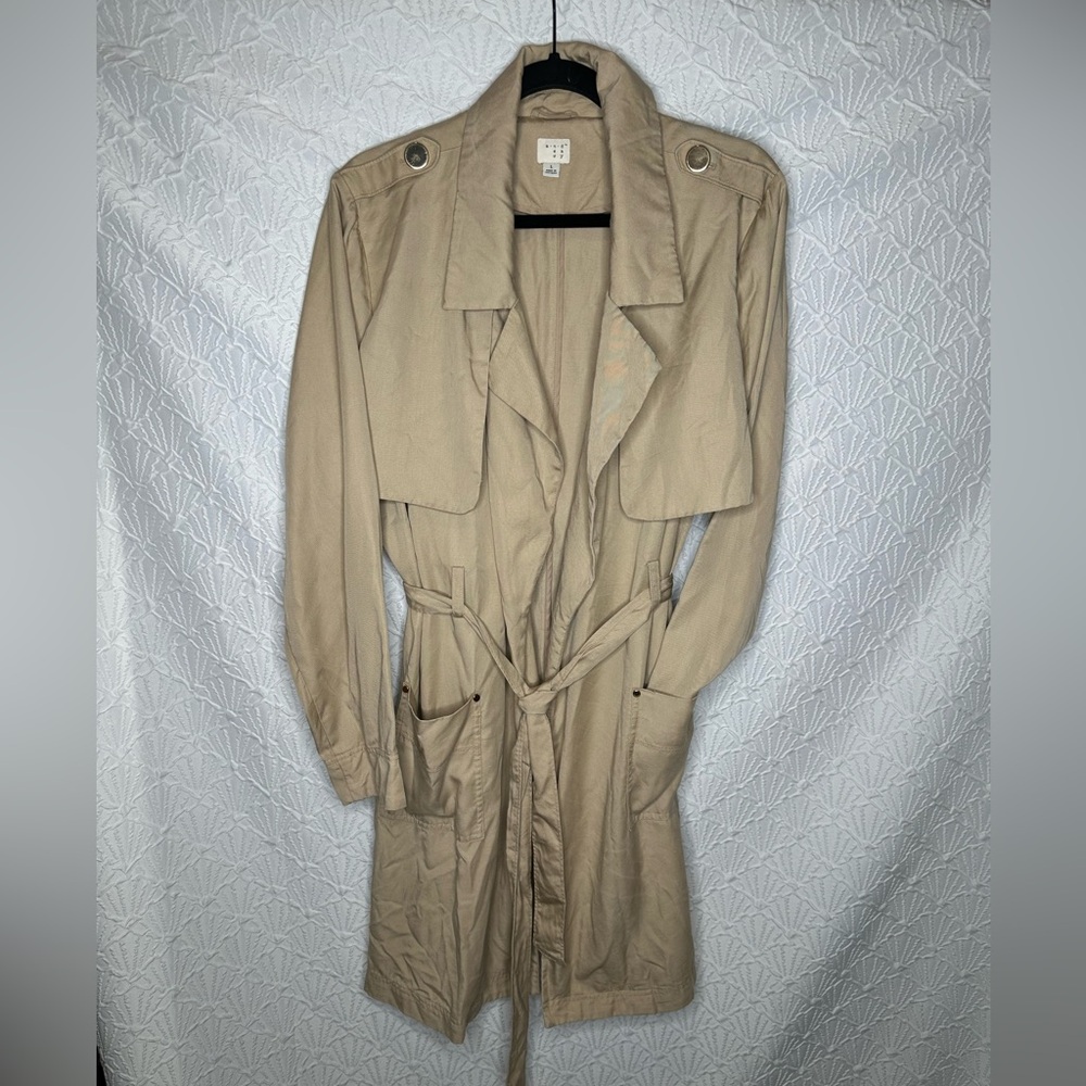 Target Large Women's Tan Trench Coat Double Breasted Gold Button Lightweight